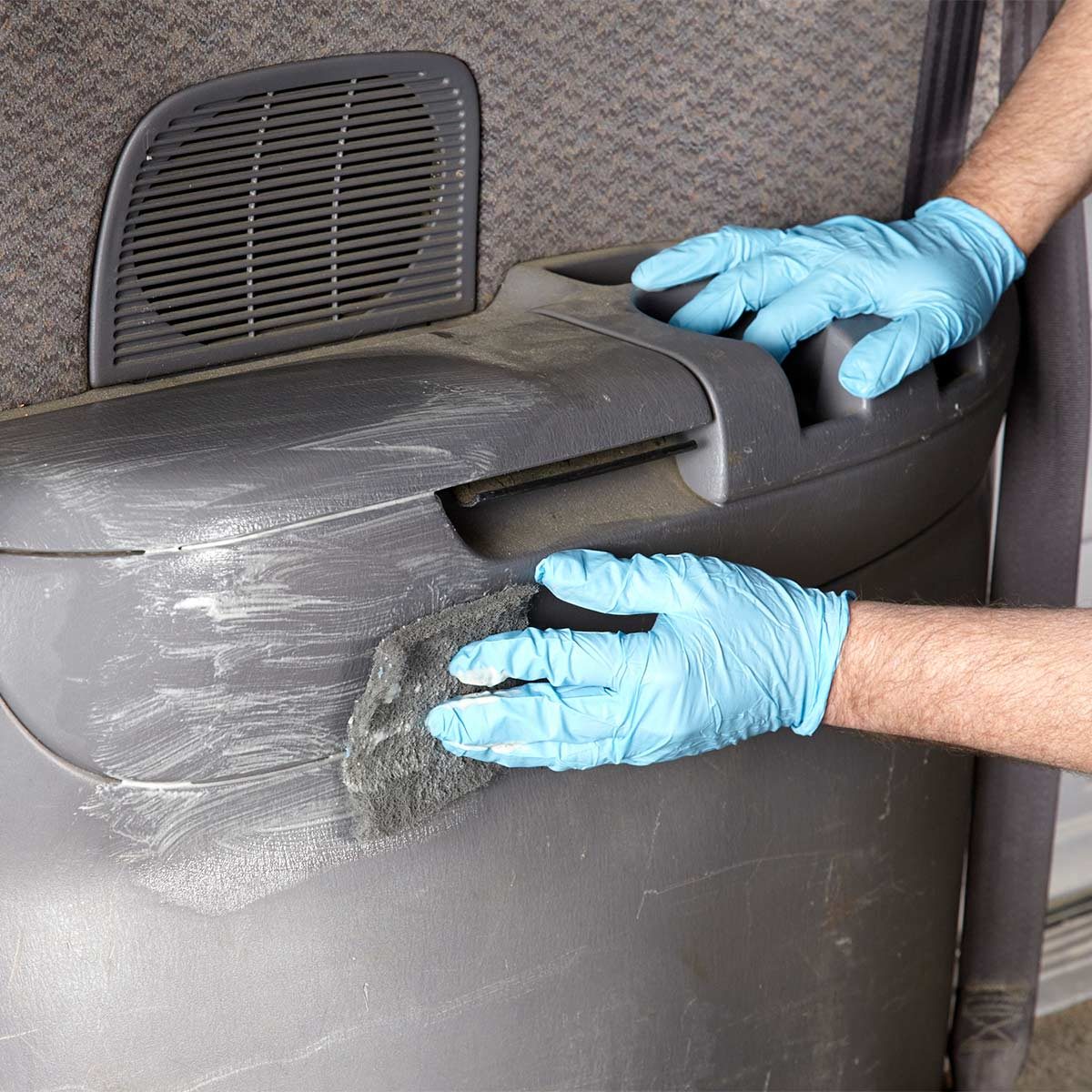 Wash Plastic and Vinyl