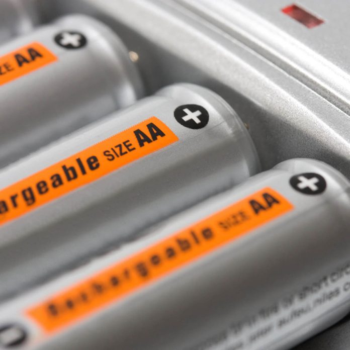 shutterstock_99673421 rechargeable batteries