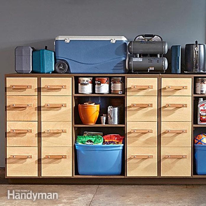 FH14SEP_DRAWRS_01-2 garage drawers