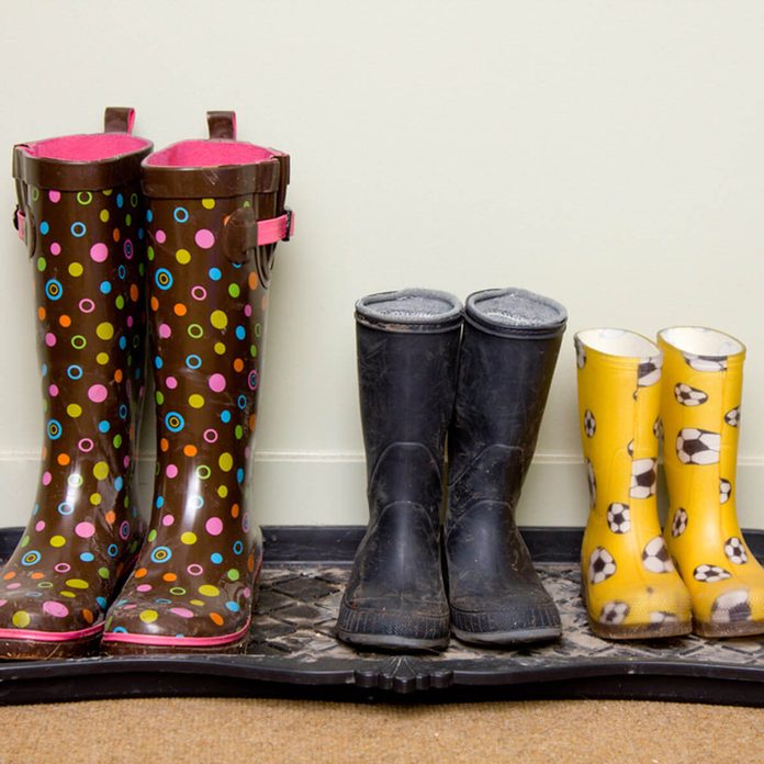 indoor air quality rain boot tray