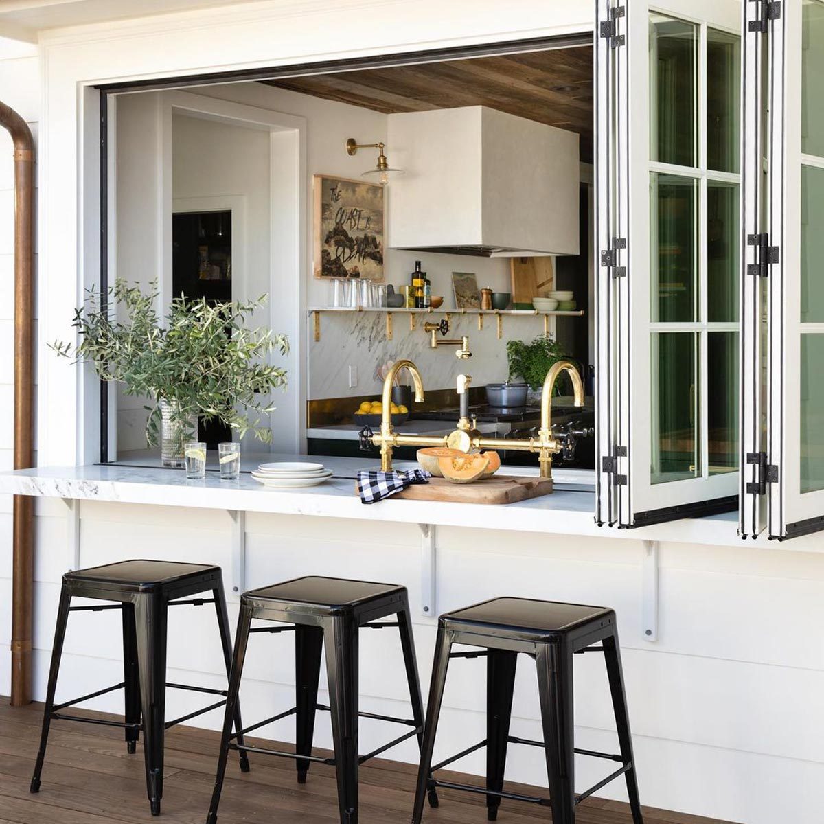 Indoor Outdoor Kitchen Bar Idea