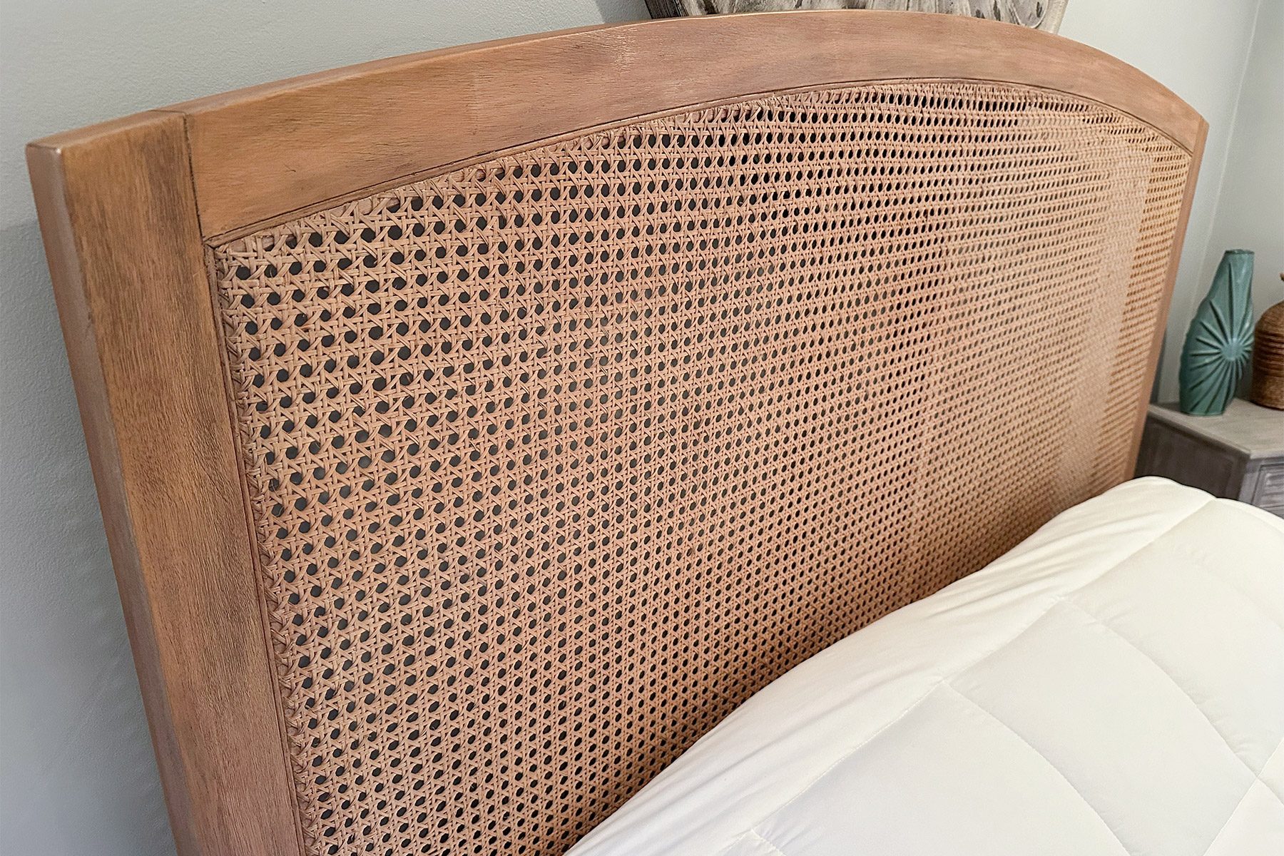 Grandin Road Bodhi Bed 