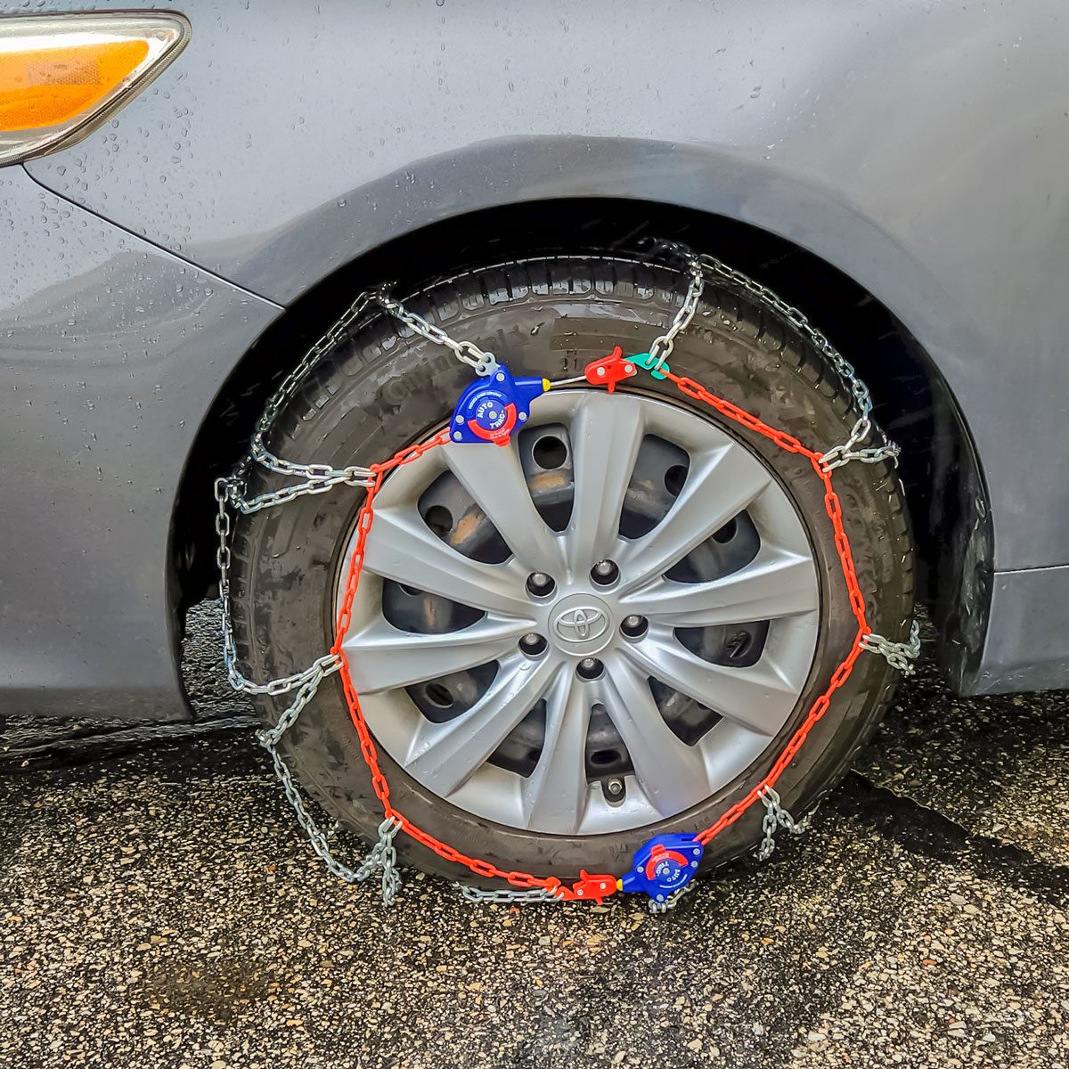 Snow Chain Installation: A Step-by-Step Guide